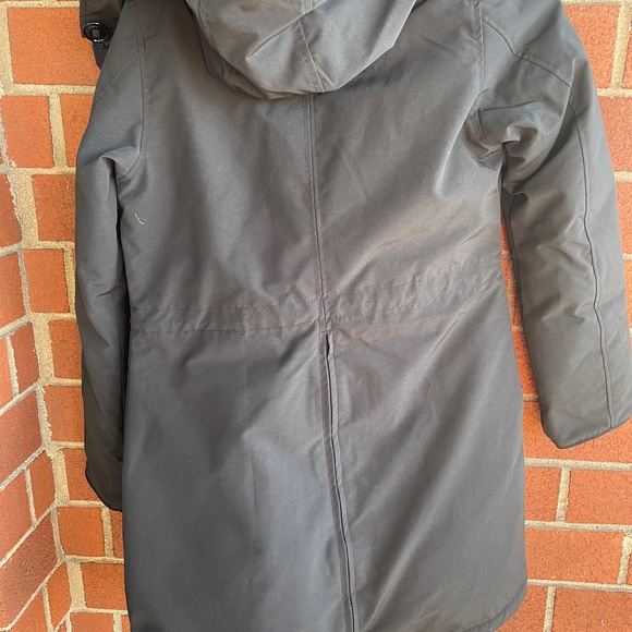 Canada Goose - Picture 4 of 4